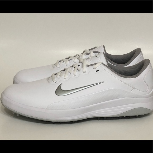 nike vapor spikeless